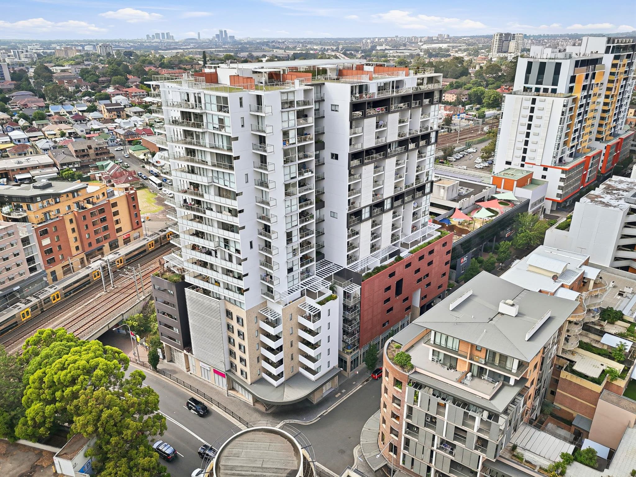 510 / 36-46 Cowper Street, Parramatta - Thumbnail 2