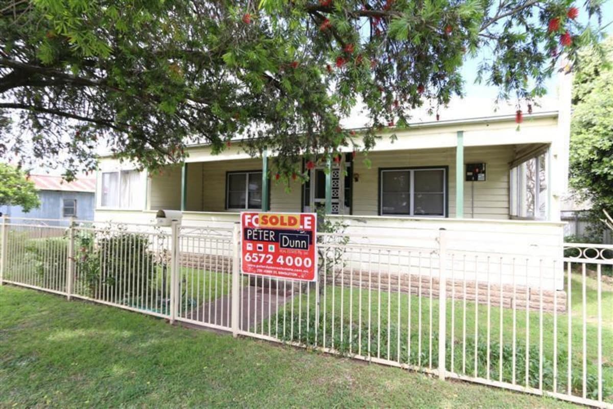11 Edward Street, SINGLETON NSW 2330, Singleton - Image 1