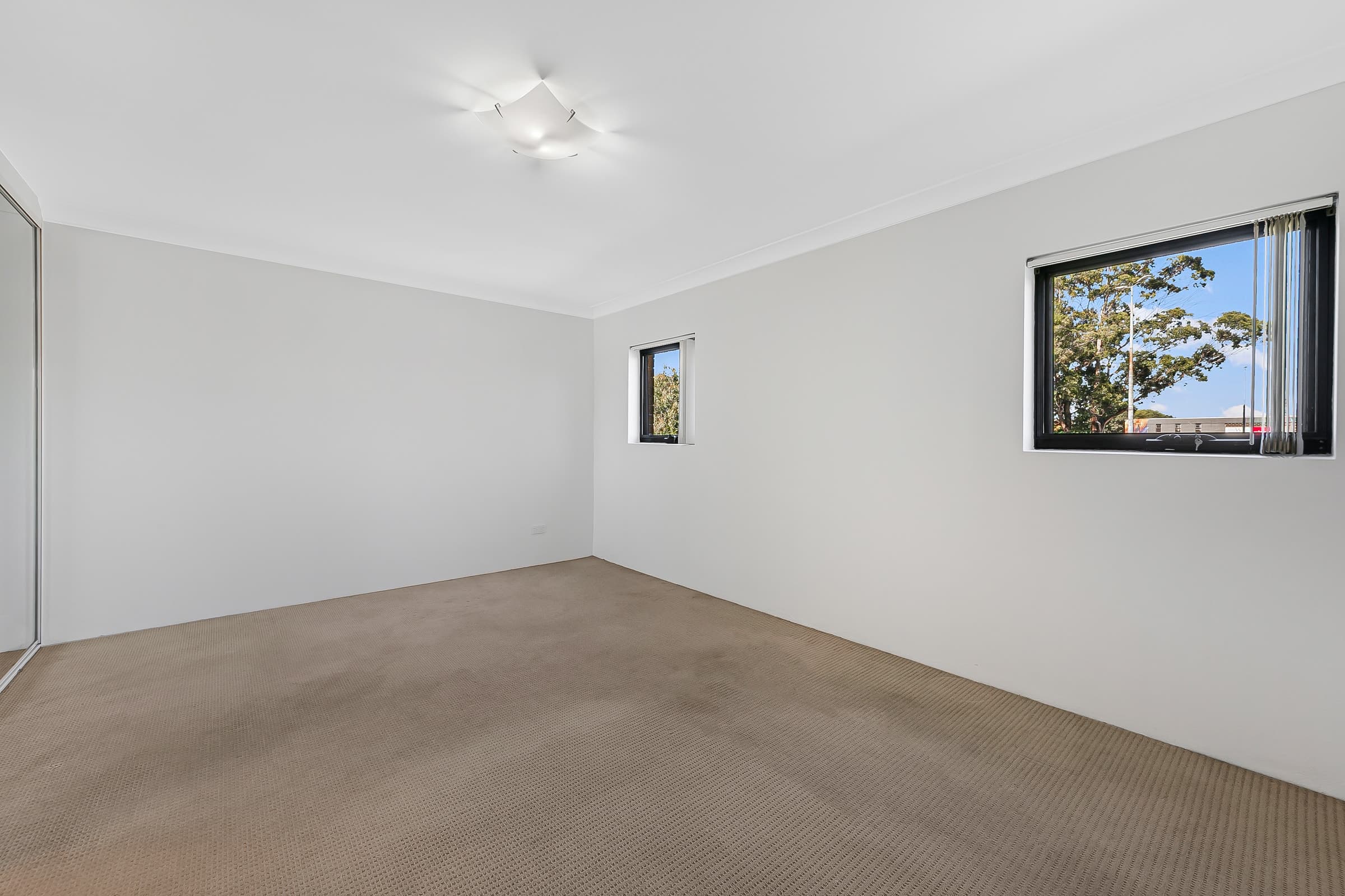 13 / 76-78 Mountford Avenue, Guildford - Thumbnail 6
