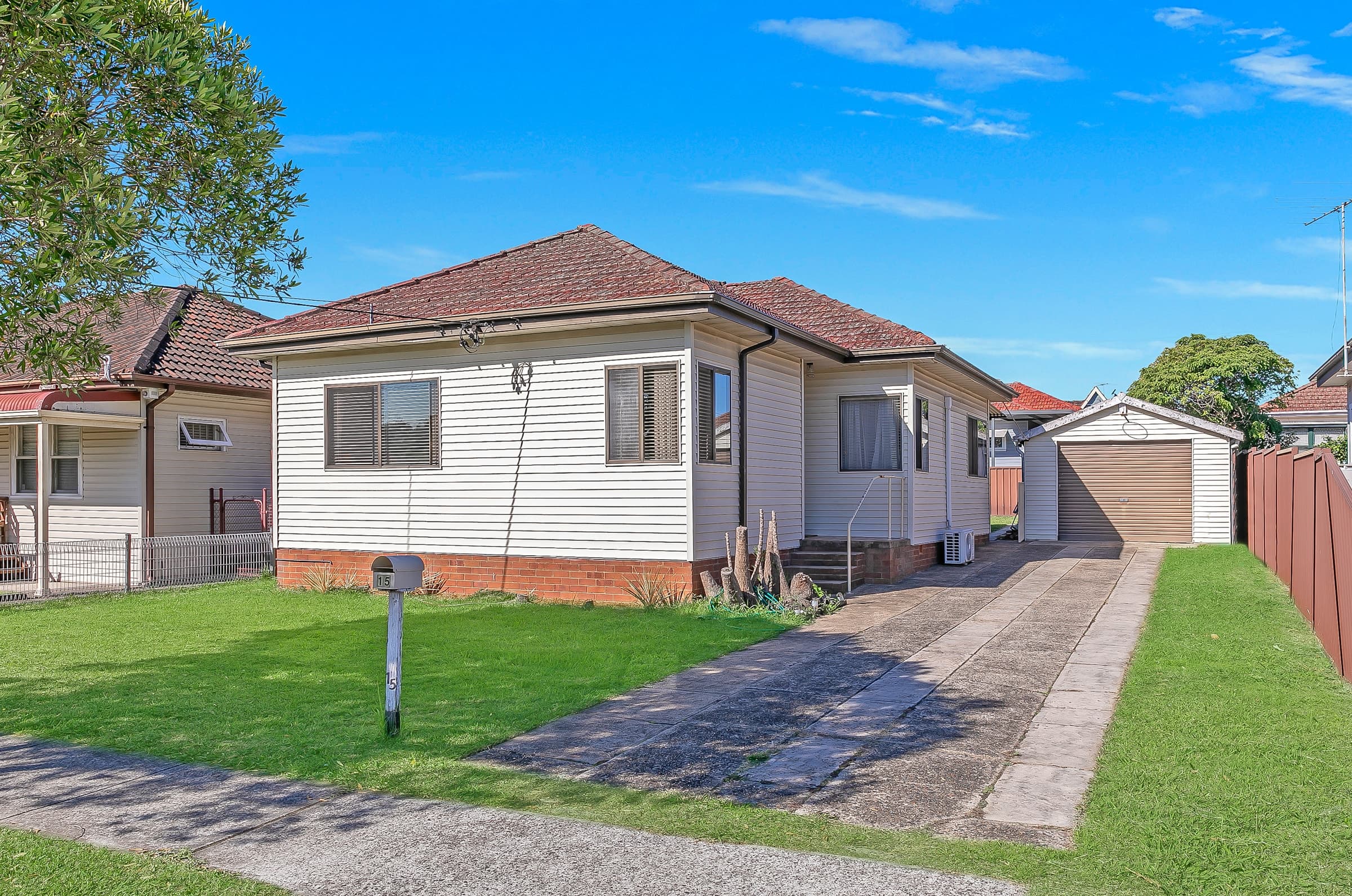 15 Boomerang Street, Granville - Image 1