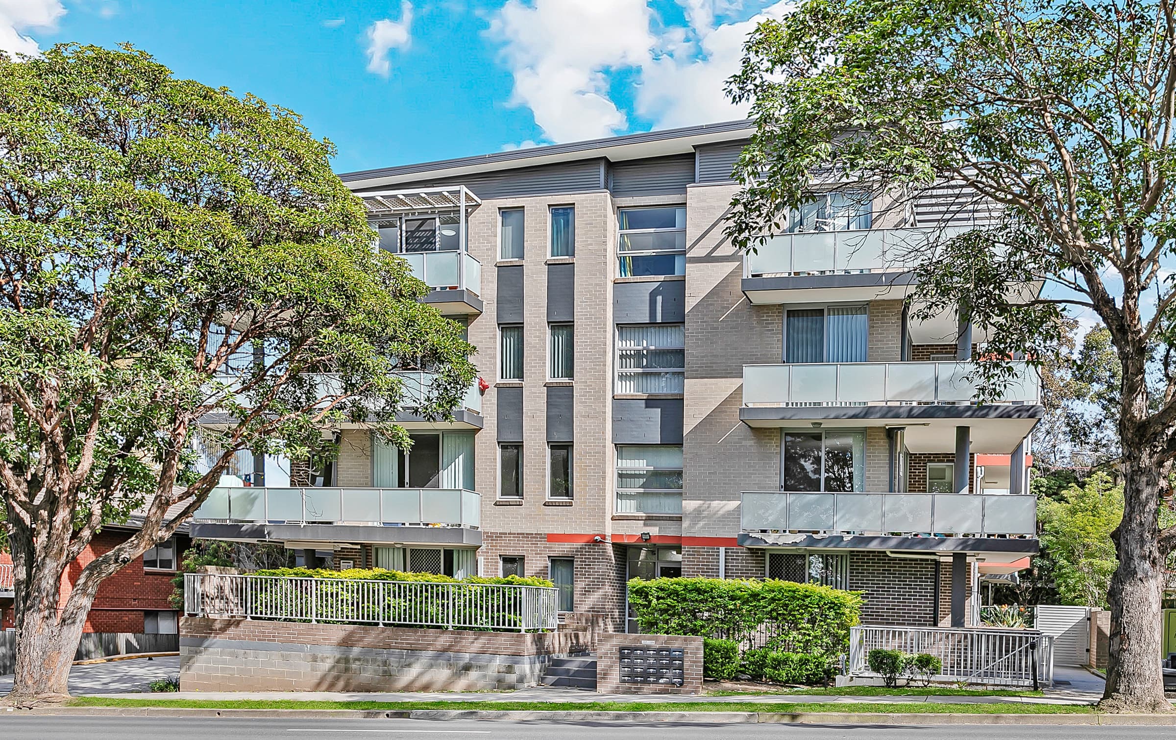 4 / 135-137 Pitt Street, Merrylands - Image 1