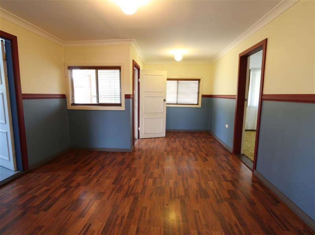 37 Kelso Street, SINGLETON NSW 2330, Singleton - Thumbnail 2