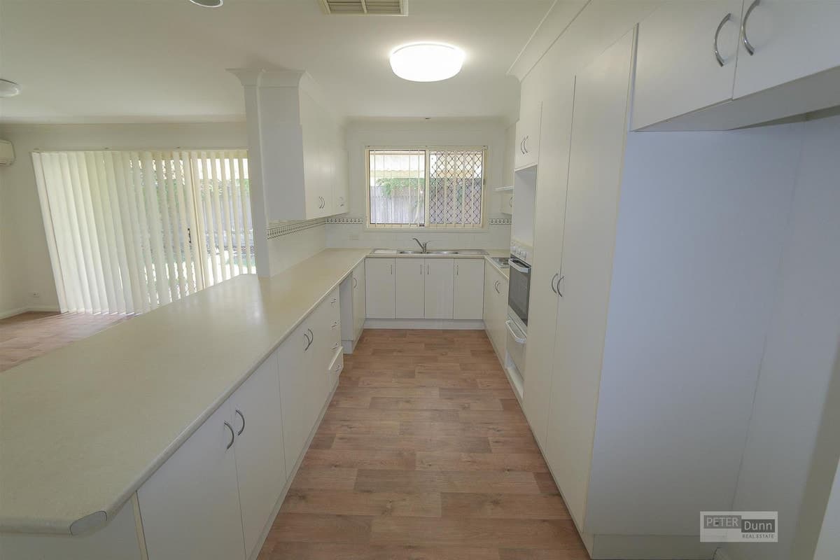36 Casey Drive, SINGLETON NSW 2330, Singleton - Thumbnail 5
