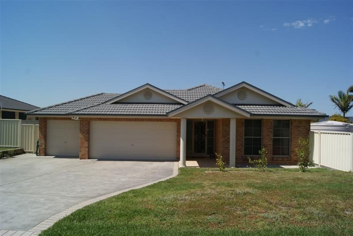 4 Nelson Drive, SINGLETON NSW 2330, Singleton - Image 1