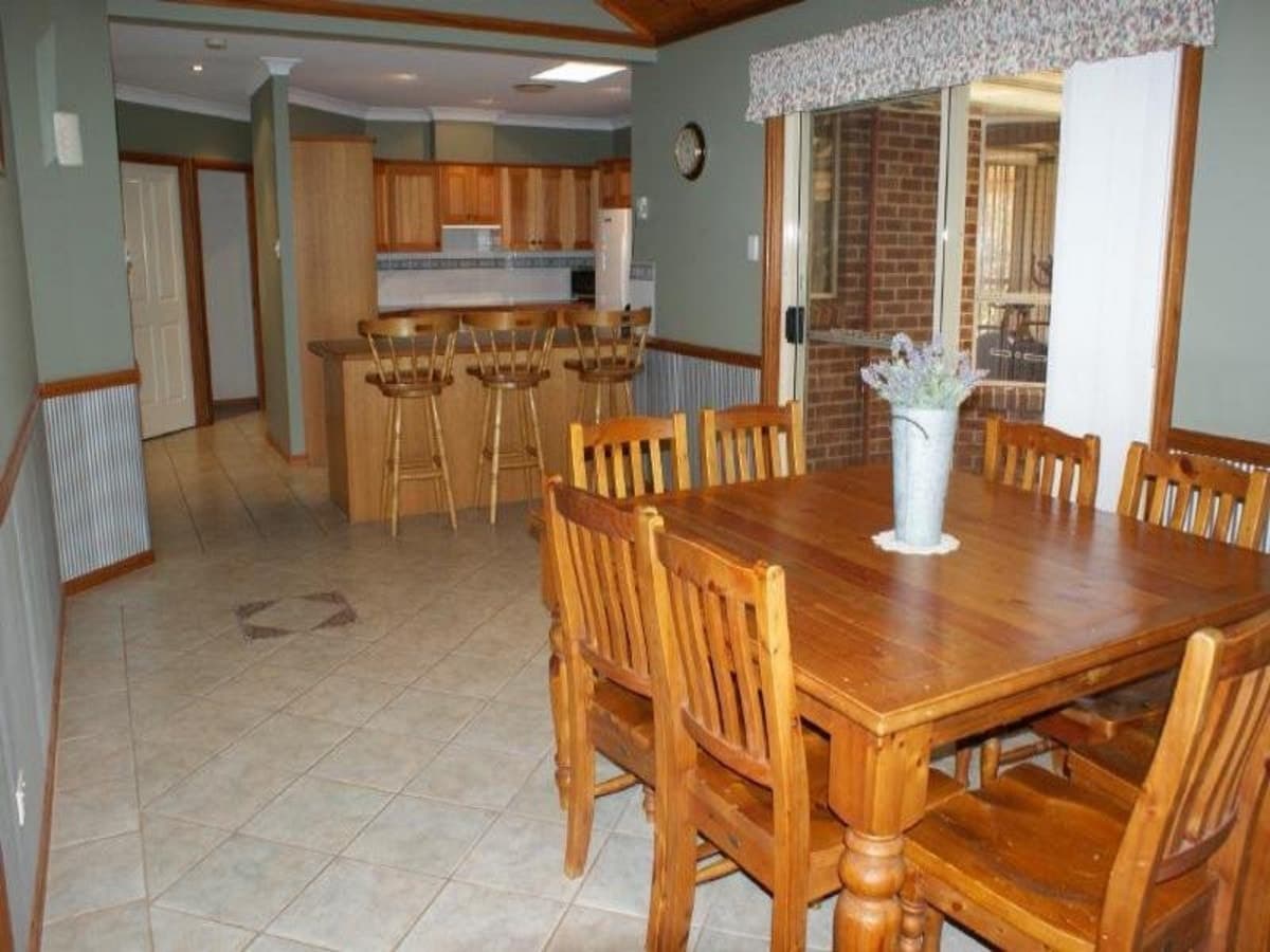 6 Llanrian Drive, SINGLETON NSW 2330, Singleton - Thumbnail 3
