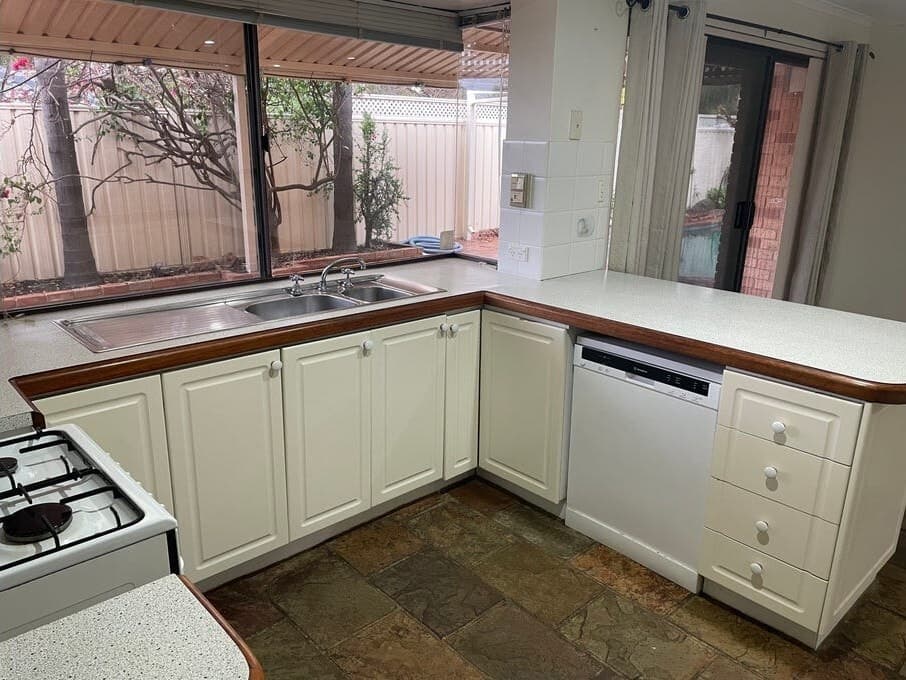 22 Gillett Drive, Kardinya WA 6163, Kardinya - Thumbnail 3