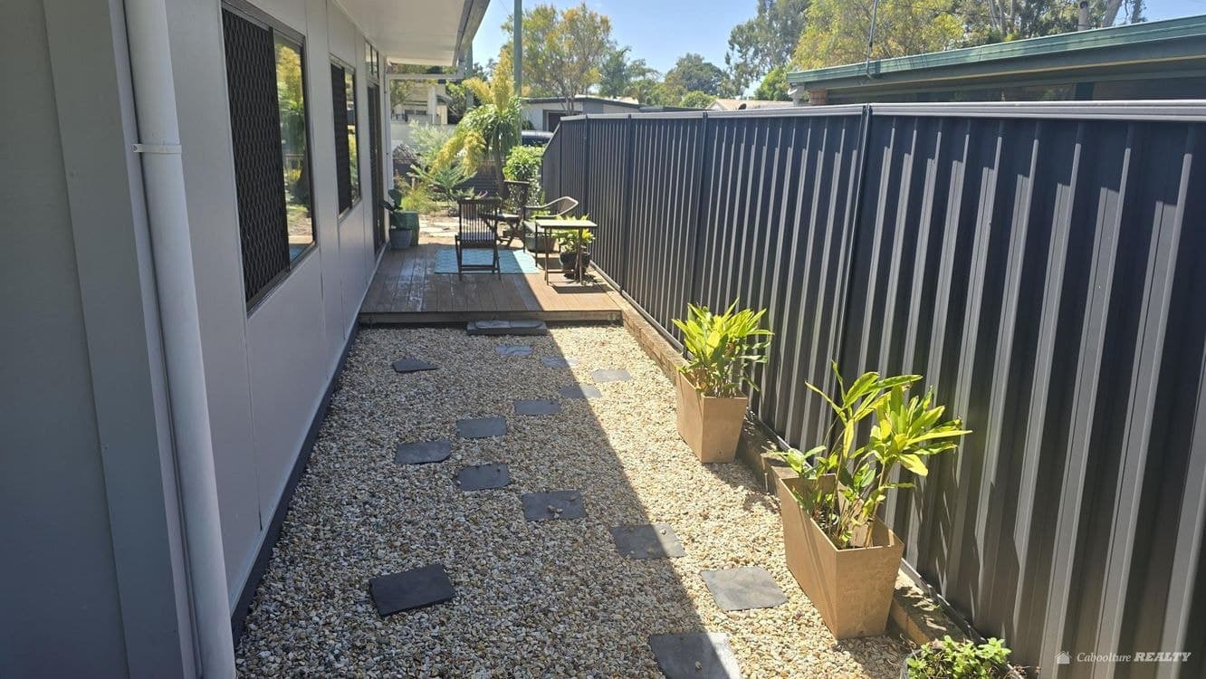 14 Lalroy St, BEACHMERE QLD 4510, Beachmere - Image 1