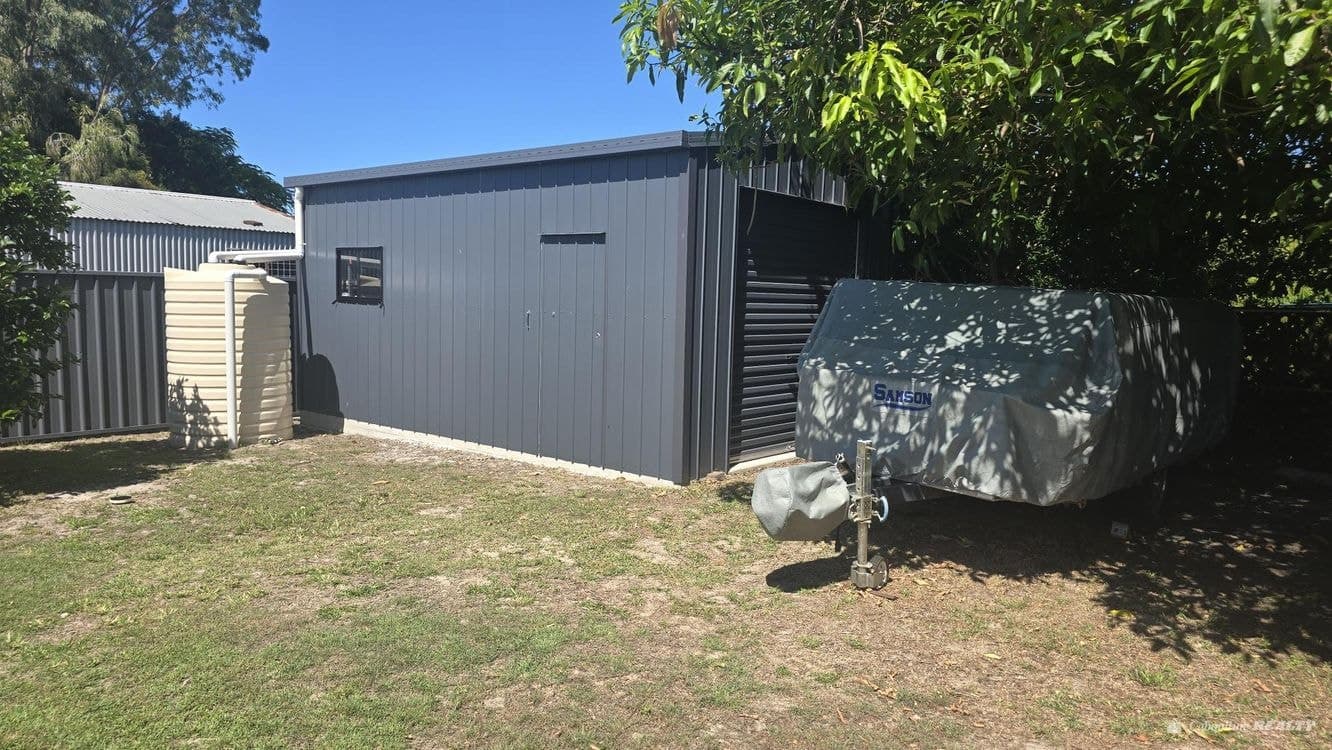 14 Lalroy St, BEACHMERE QLD 4510, Beachmere - Thumbnail 2