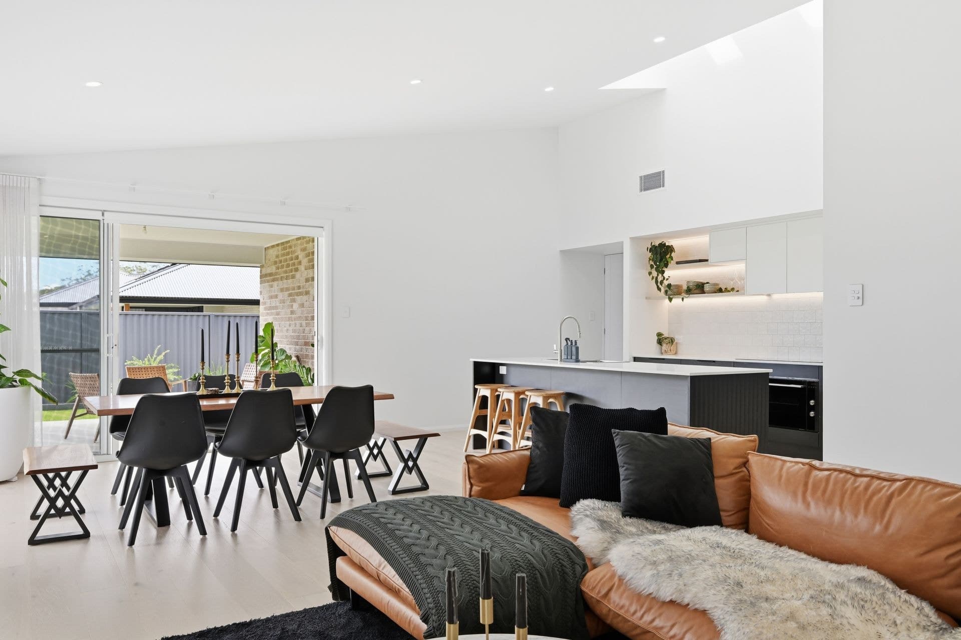 63 Neave Way, Thrumster, Thrumster - Thumbnail 3