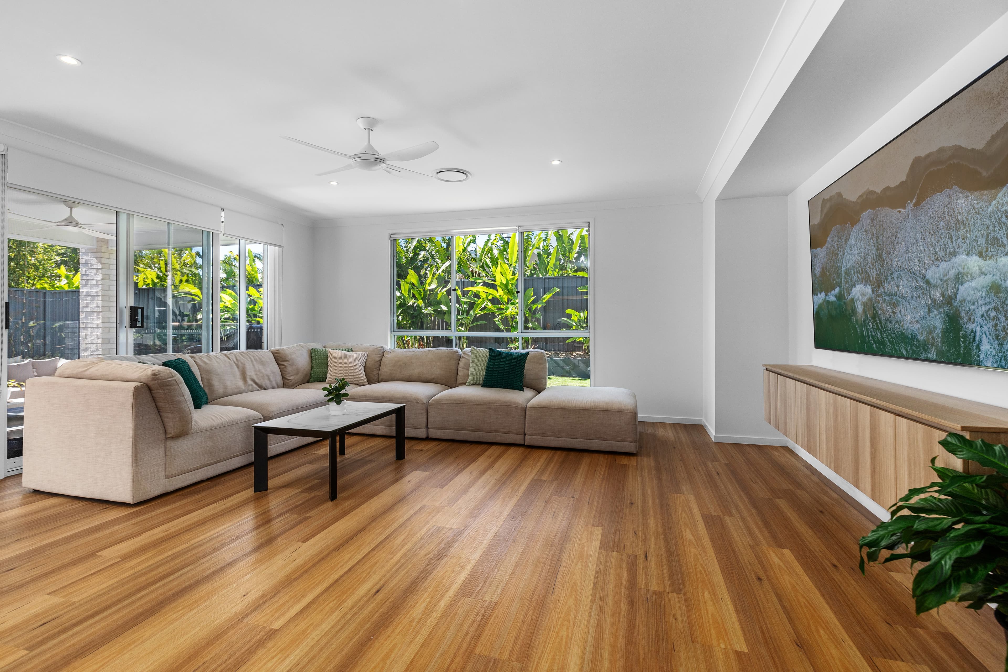 9 Skua Street, Burleigh Waters, Burleigh Waters - Thumbnail 4