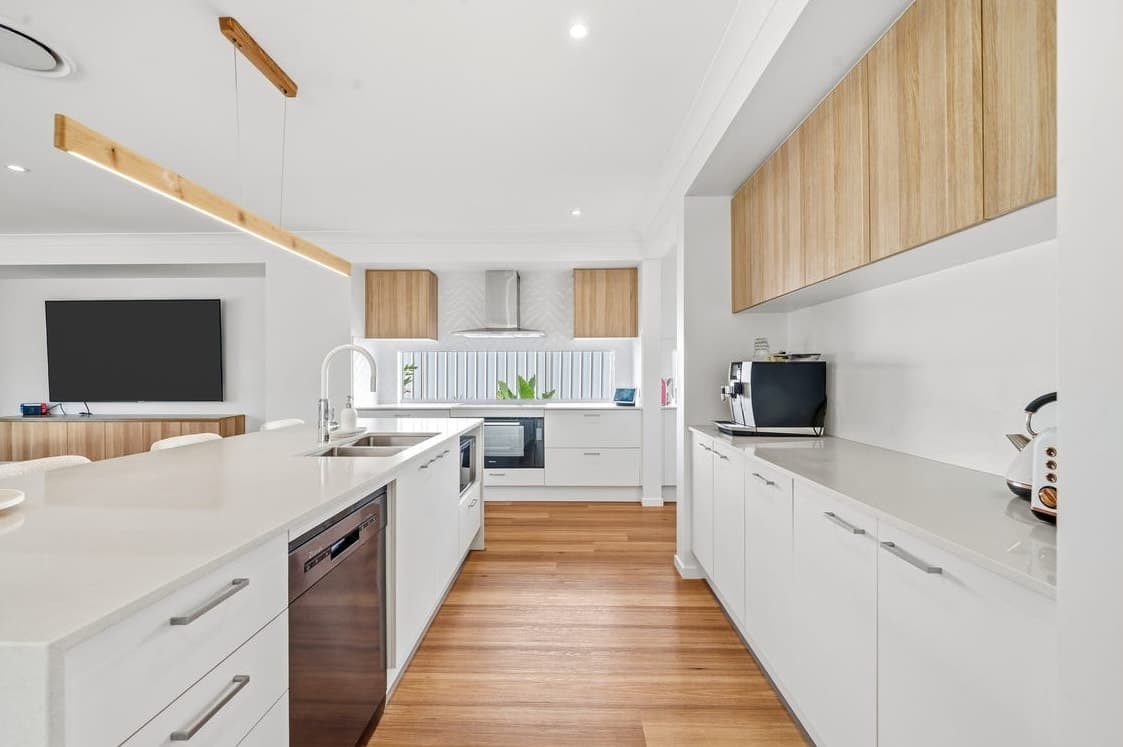 9 Skua Street, Burleigh Waters, Burleigh Waters - Thumbnail 7