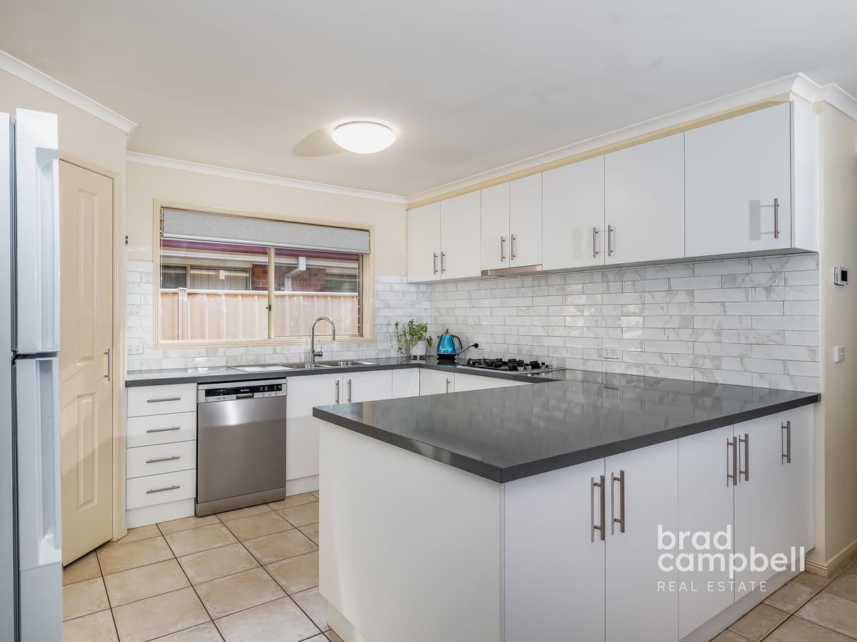 18 Kestrel Drive, Shepparton VIC 3630, Shepparton - Thumbnail 3