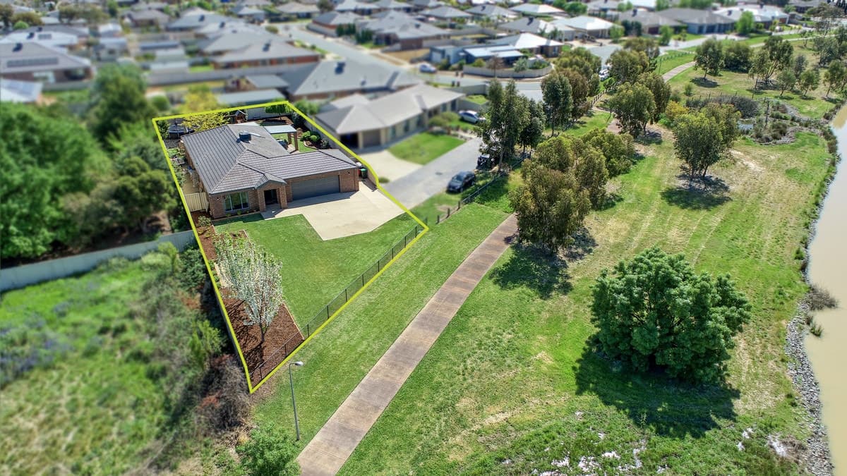 16 Coorong Court, Kialla VIC 3631, Kialla - Thumbnail 2