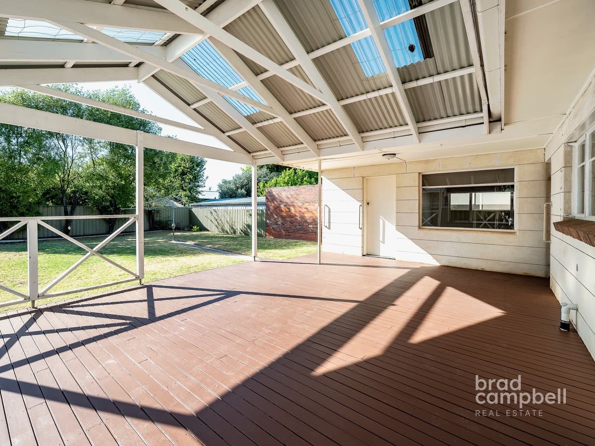 15 Gloucester Crescent, Shepparton VIC 3630, Shepparton - Thumbnail 4