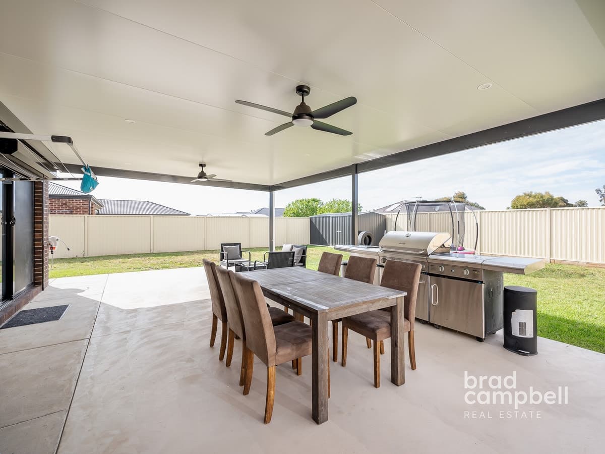 11 Royal Court, Shepparton VIC 3630, Shepparton - Thumbnail 2