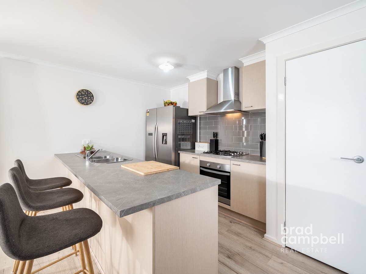 11 Royal Court, Shepparton VIC 3630, Shepparton - Thumbnail 4