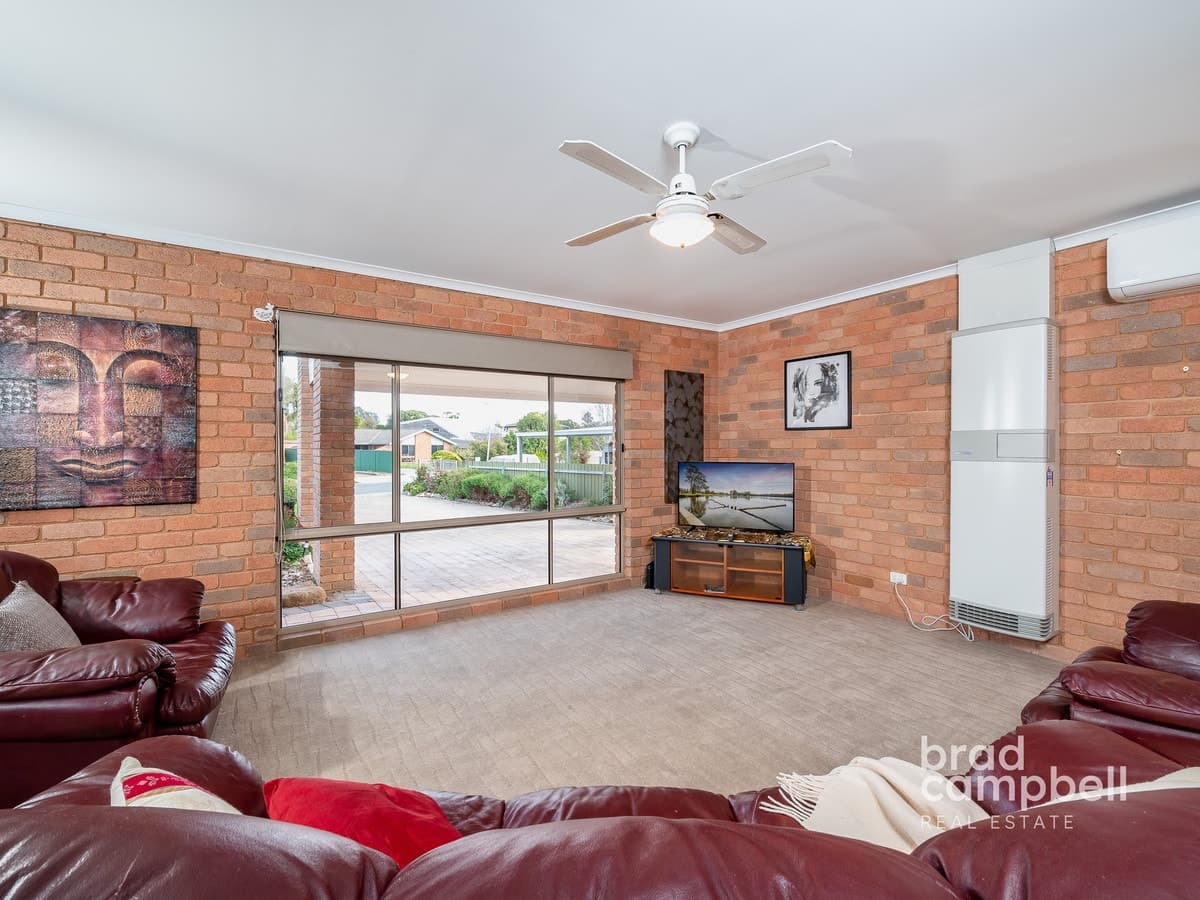 13 Dampier Avenue, Shepparton VIC 3630, Shepparton - Thumbnail 3