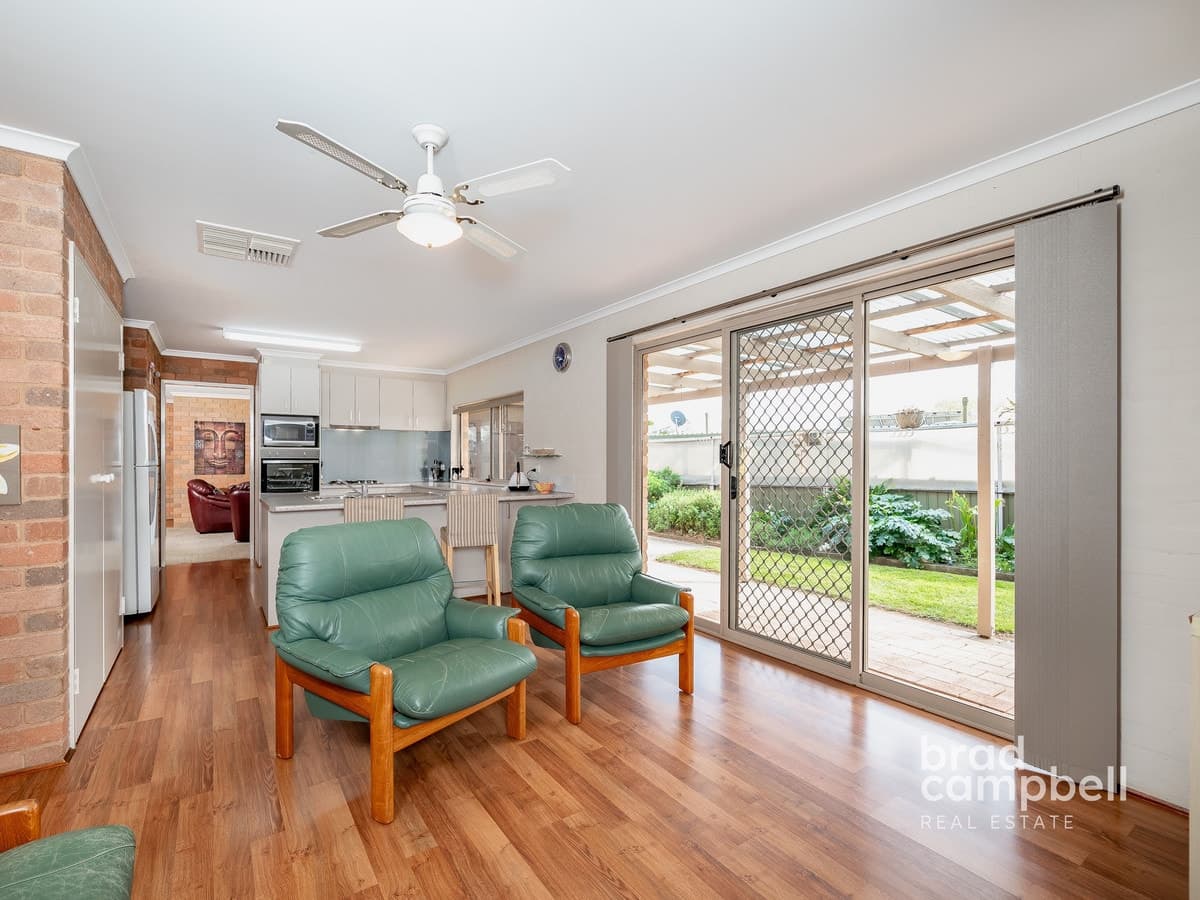 13 Dampier Avenue, Shepparton VIC 3630, Shepparton - Thumbnail 8