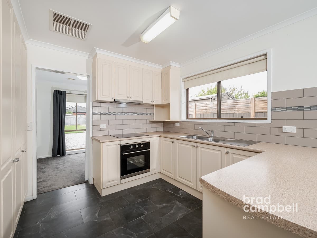 19 Reid Street, Shepparton VIC 3630, Shepparton - Thumbnail 3