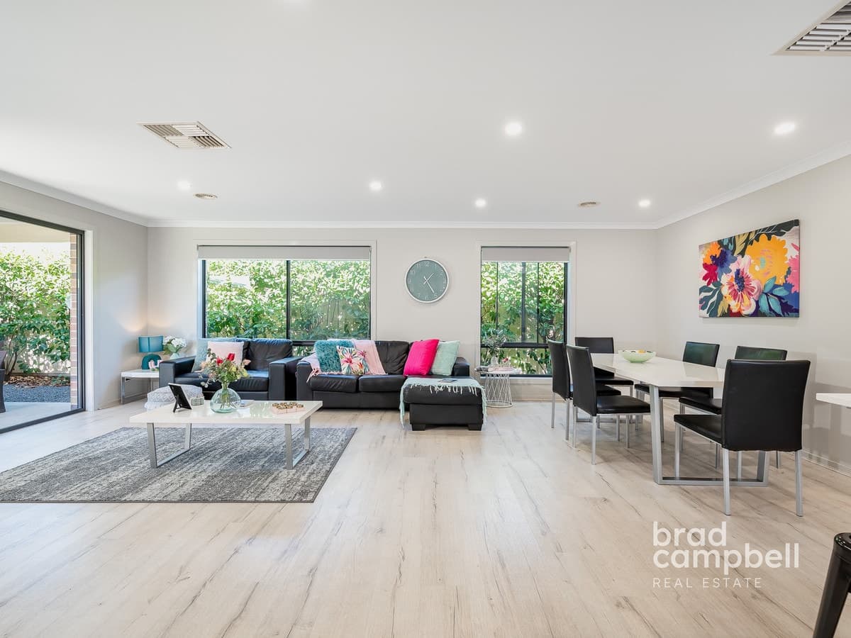 11 Sugarloaf Avenue, Kialla VIC 3631, Kialla - Thumbnail 4