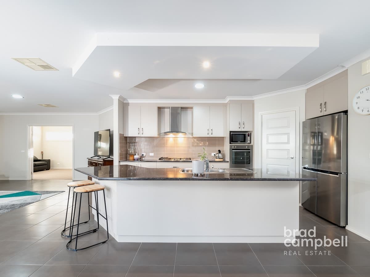 40 Brambuck Avenue, Kialla VIC 3631, Kialla - Thumbnail 8
