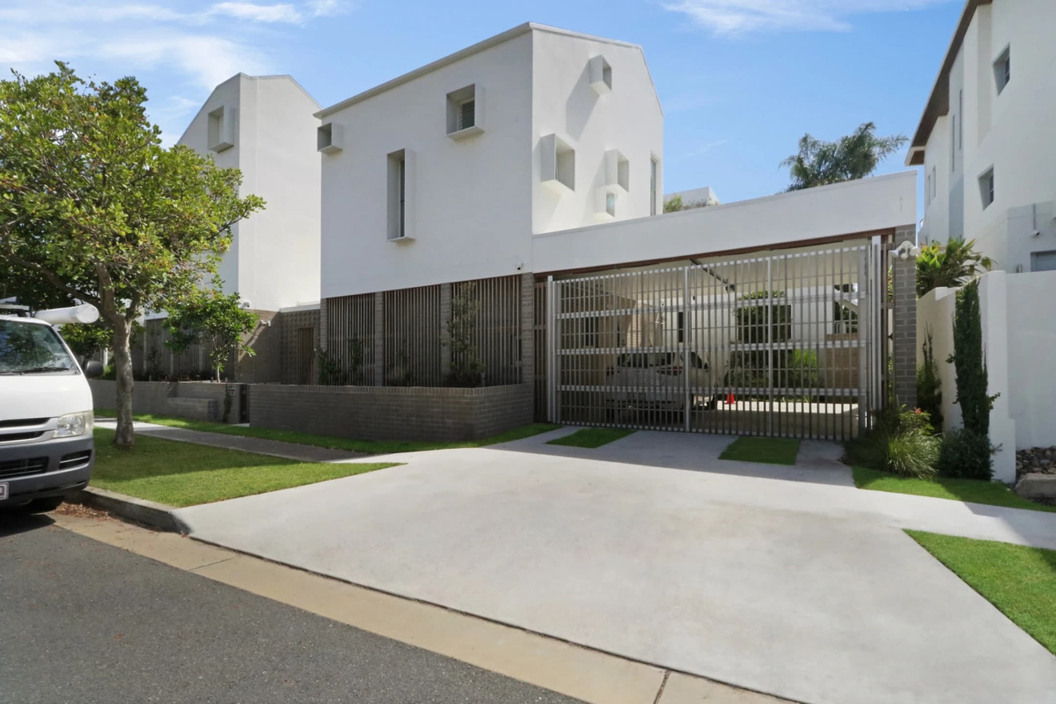 107 Seagull Avenue, Mermaid Beach QLD 4218, Mermaid Beach - Image 1