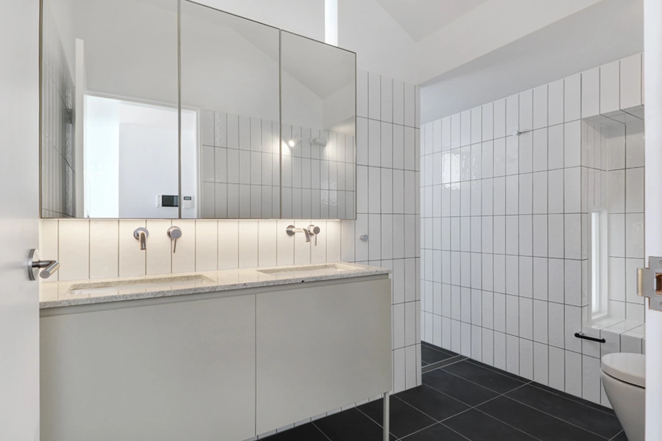 107 Seagull Avenue, Mermaid Beach QLD 4218, Mermaid Beach - Thumbnail 8
