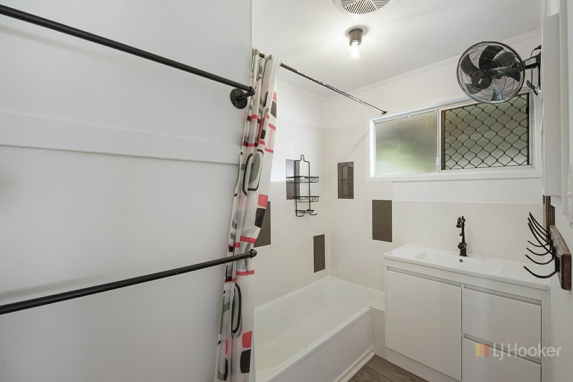 16 Singleton Street, Dysart, Dysart - Thumbnail 5