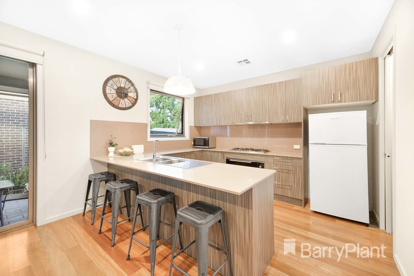 1/9 Morris RoadCroydon, VIC 3136, Croydon - Thumbnail 2