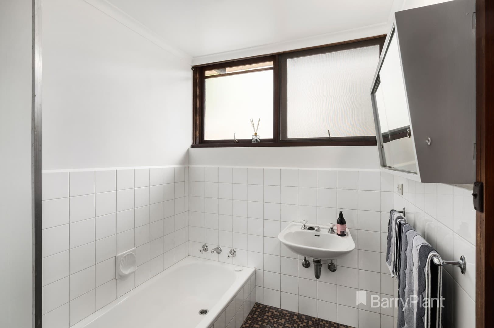 2 Berkefeld CourtCheltenham, VIC 3192, Cheltenham - Thumbnail 7