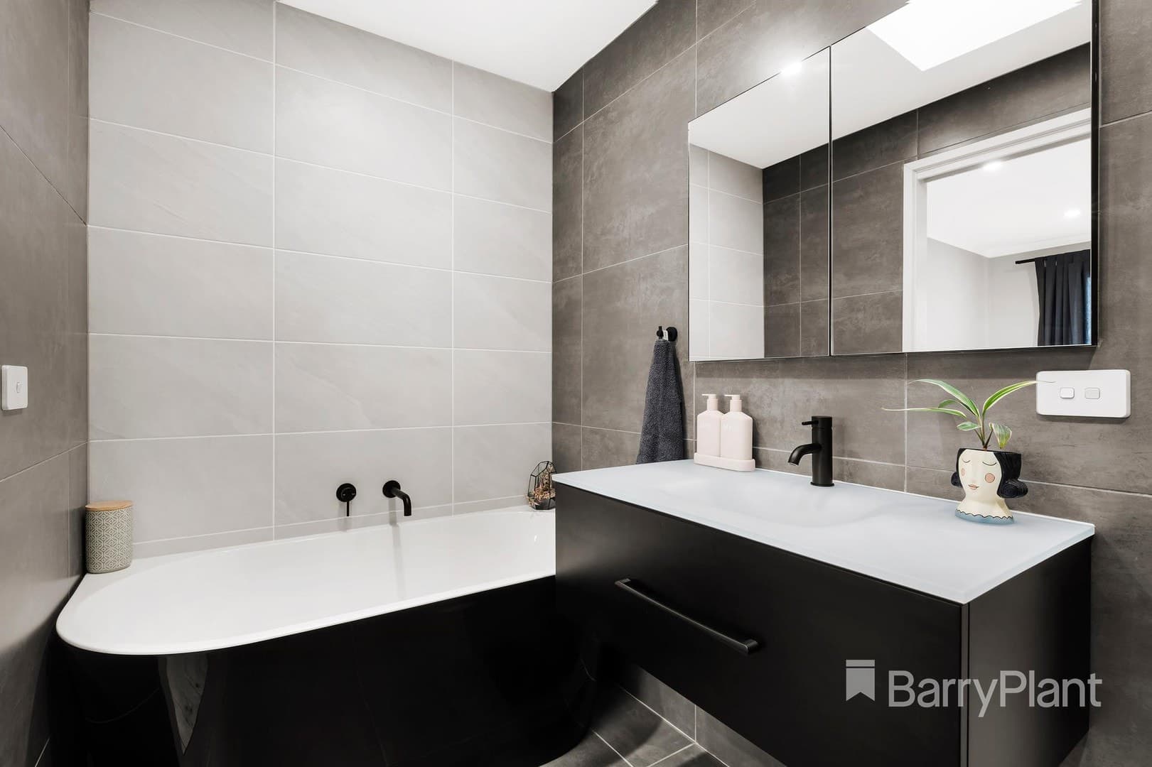 1/127 Arthur StreetBundoora, VIC 3083, Bundoora - Thumbnail 2