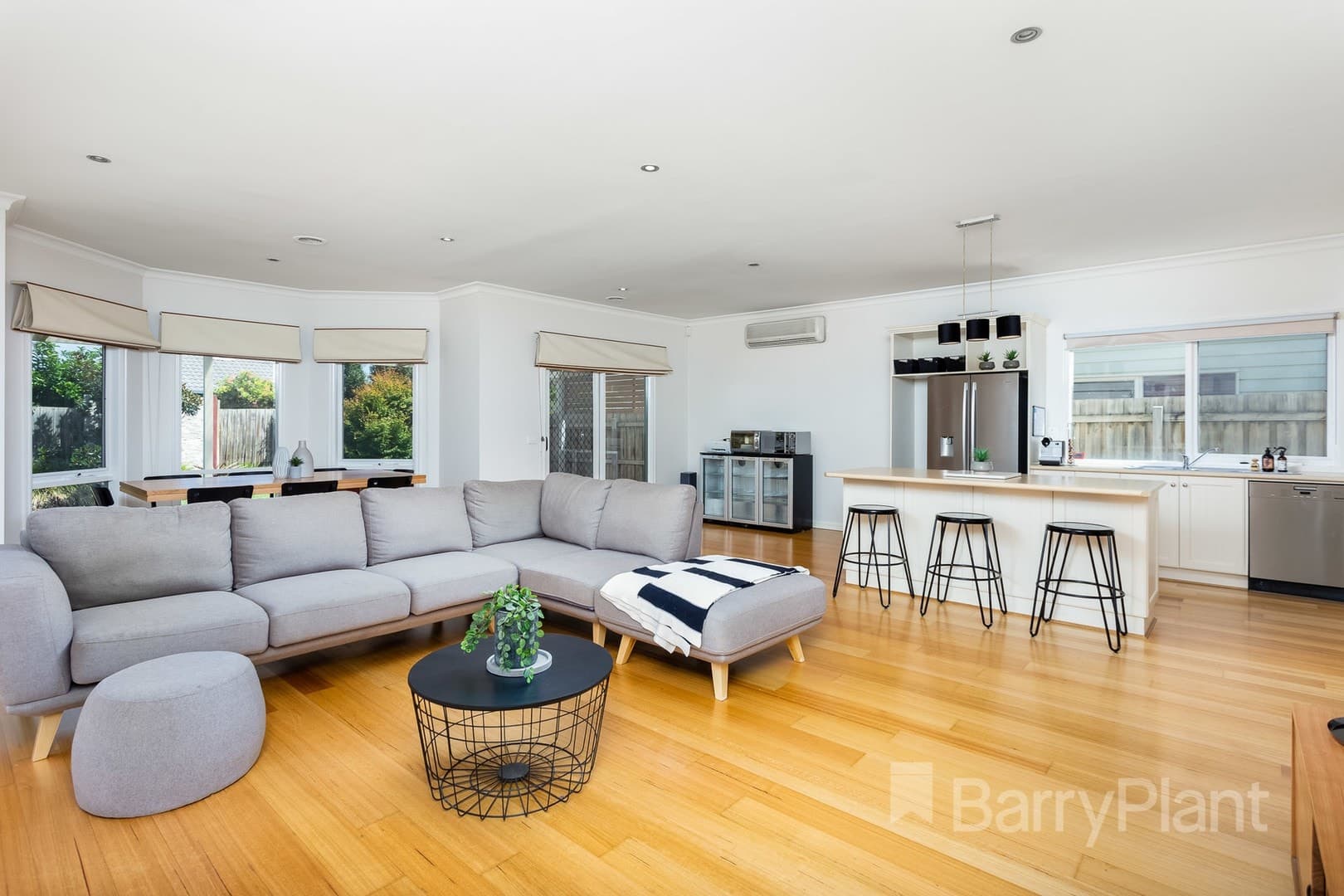 31 Lancaster DrivePoint Cook, VIC 3030, Point Cook - Thumbnail 8