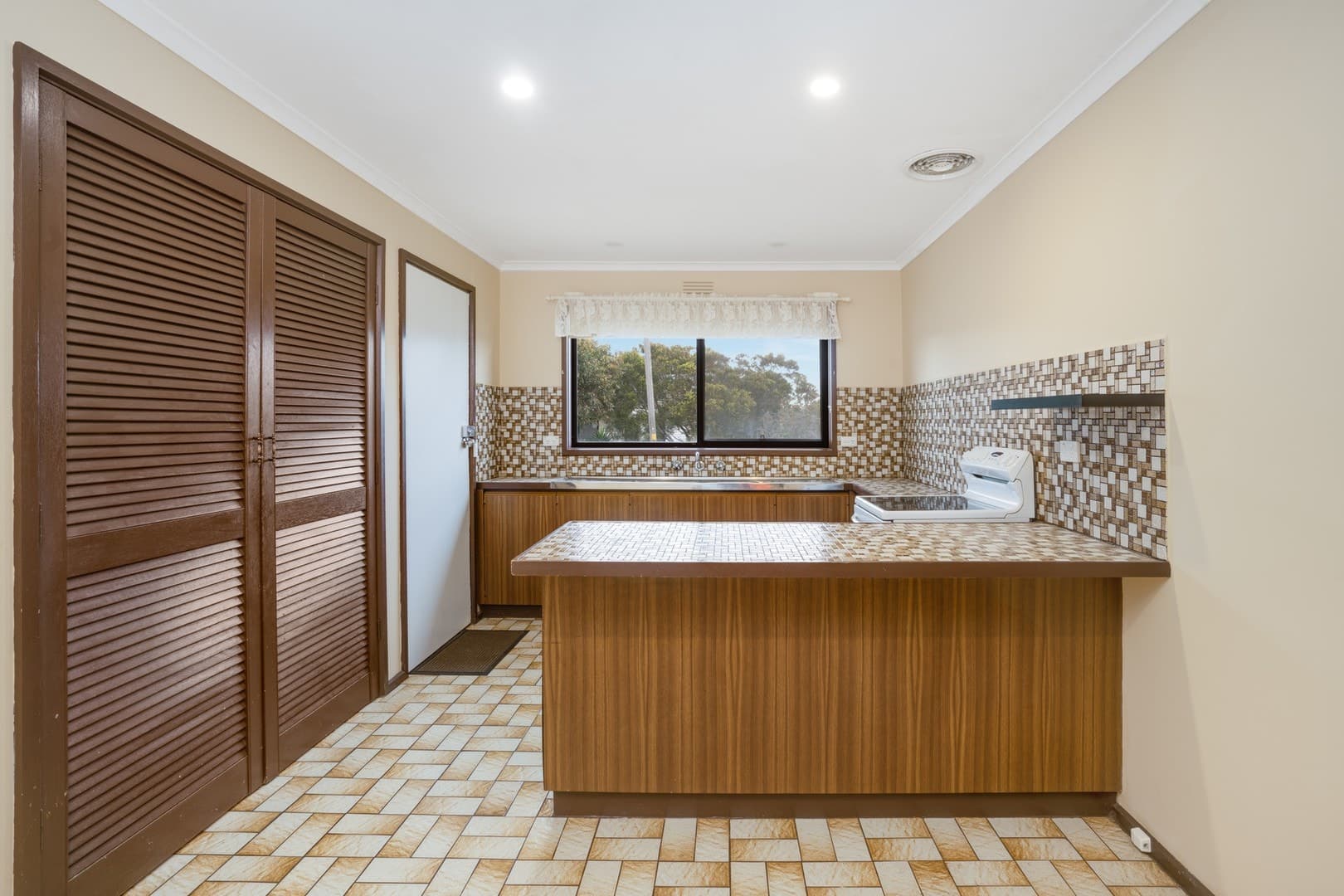 61 Lake View CrescentSt Leonards, VIC 3223, St Leonards - Thumbnail 6