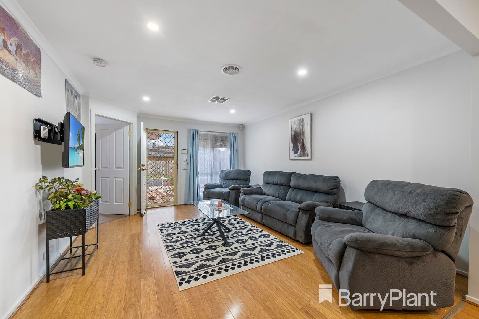 40 Halladale AvenueWyndham Vale, VIC 3024, Wyndham Vale - Thumbnail 2