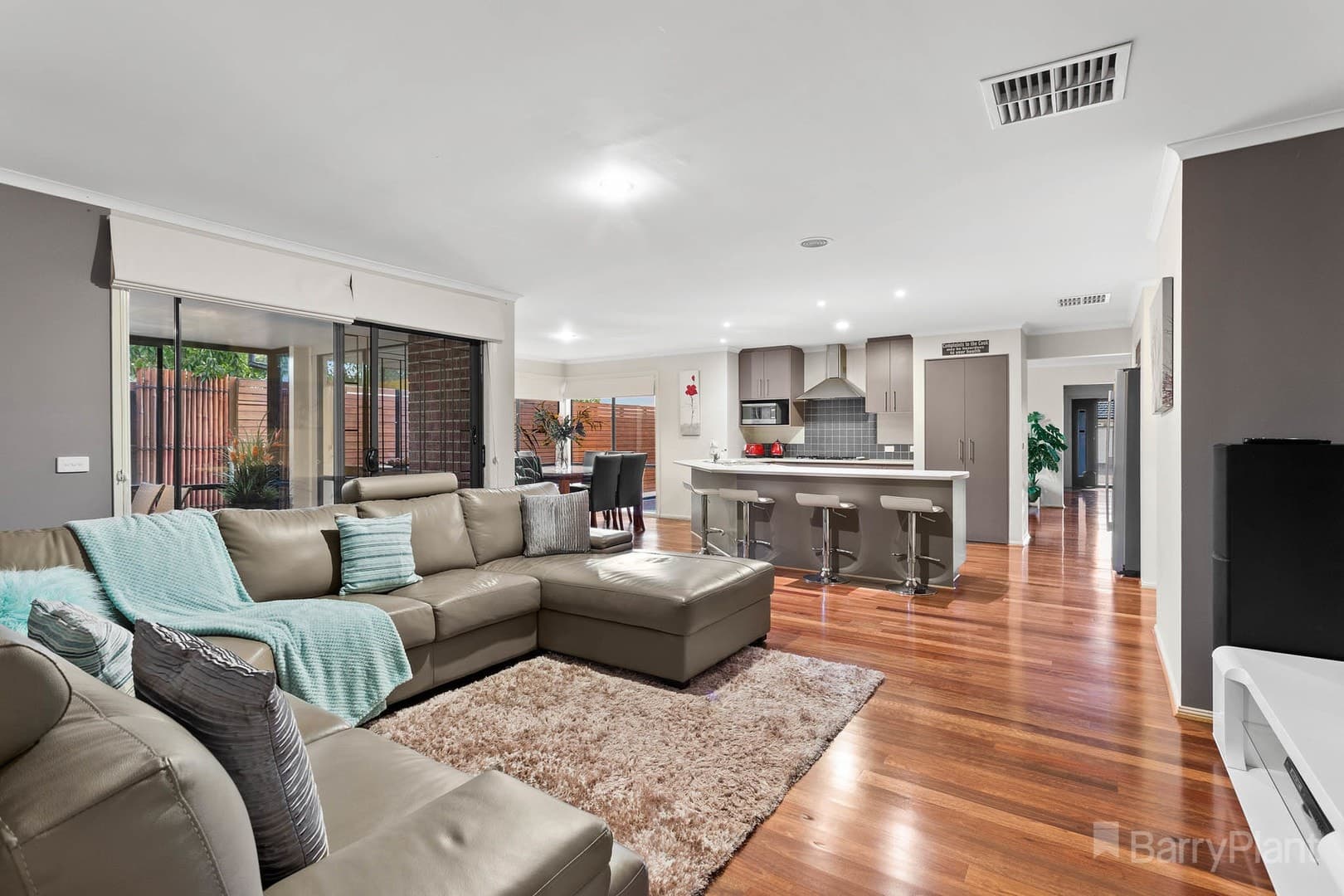 8 Harrington DriveNarre Warren South, VIC 3805, Narre Warren South - Thumbnail 7