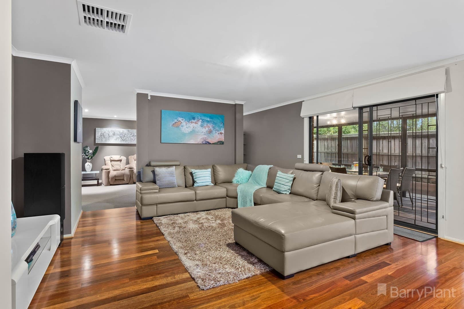 8 Harrington DriveNarre Warren South, VIC 3805, Narre Warren South - Thumbnail 8