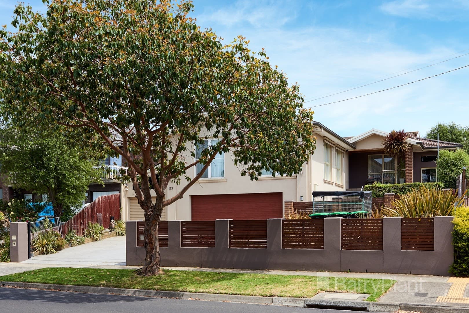 142 Outlook DriveDandenong North, VIC 3175, Dandenong North - Thumbnail 2