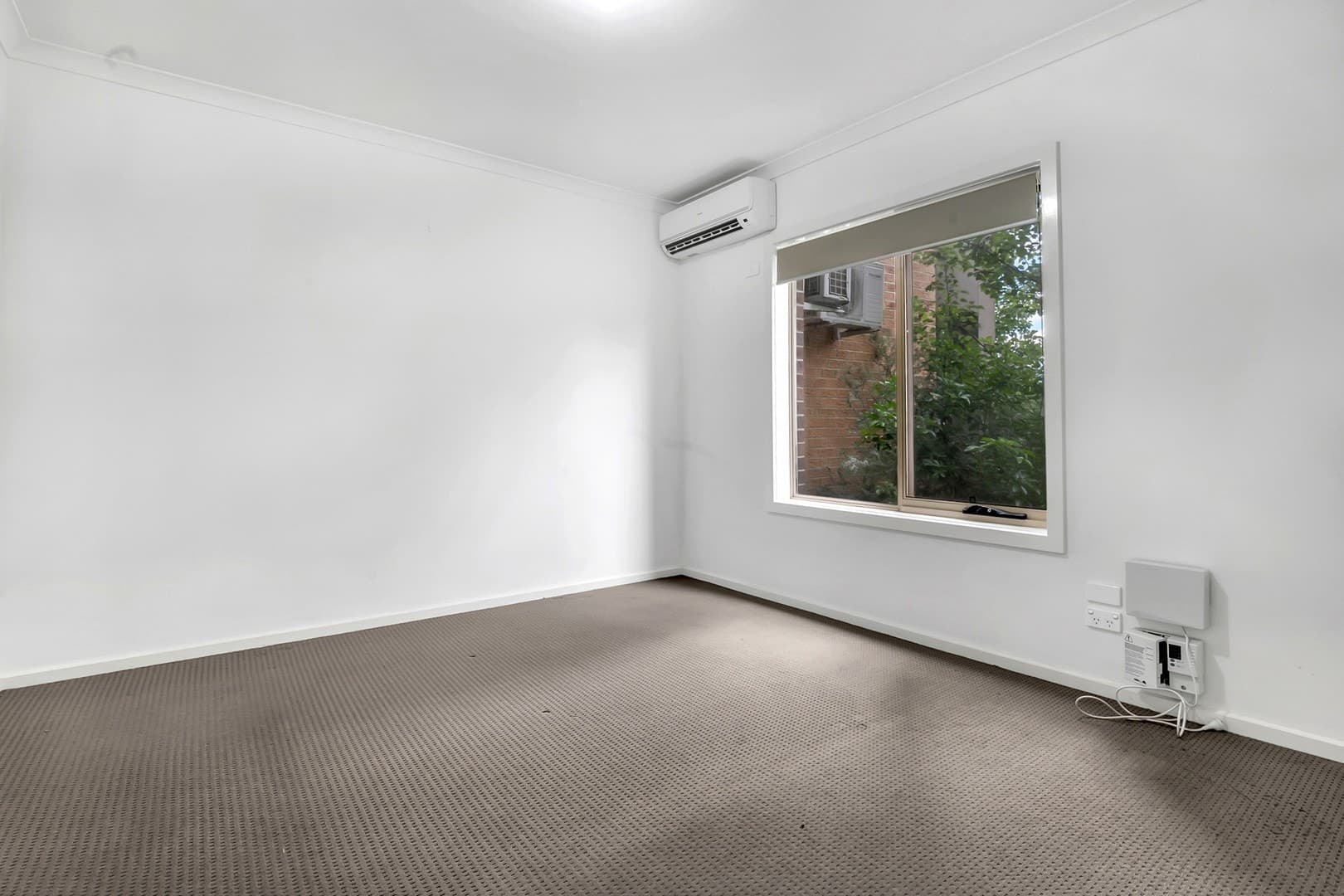 44 Champion ParadeCraigieburn, VIC 3064, Craigieburn - Thumbnail 4
