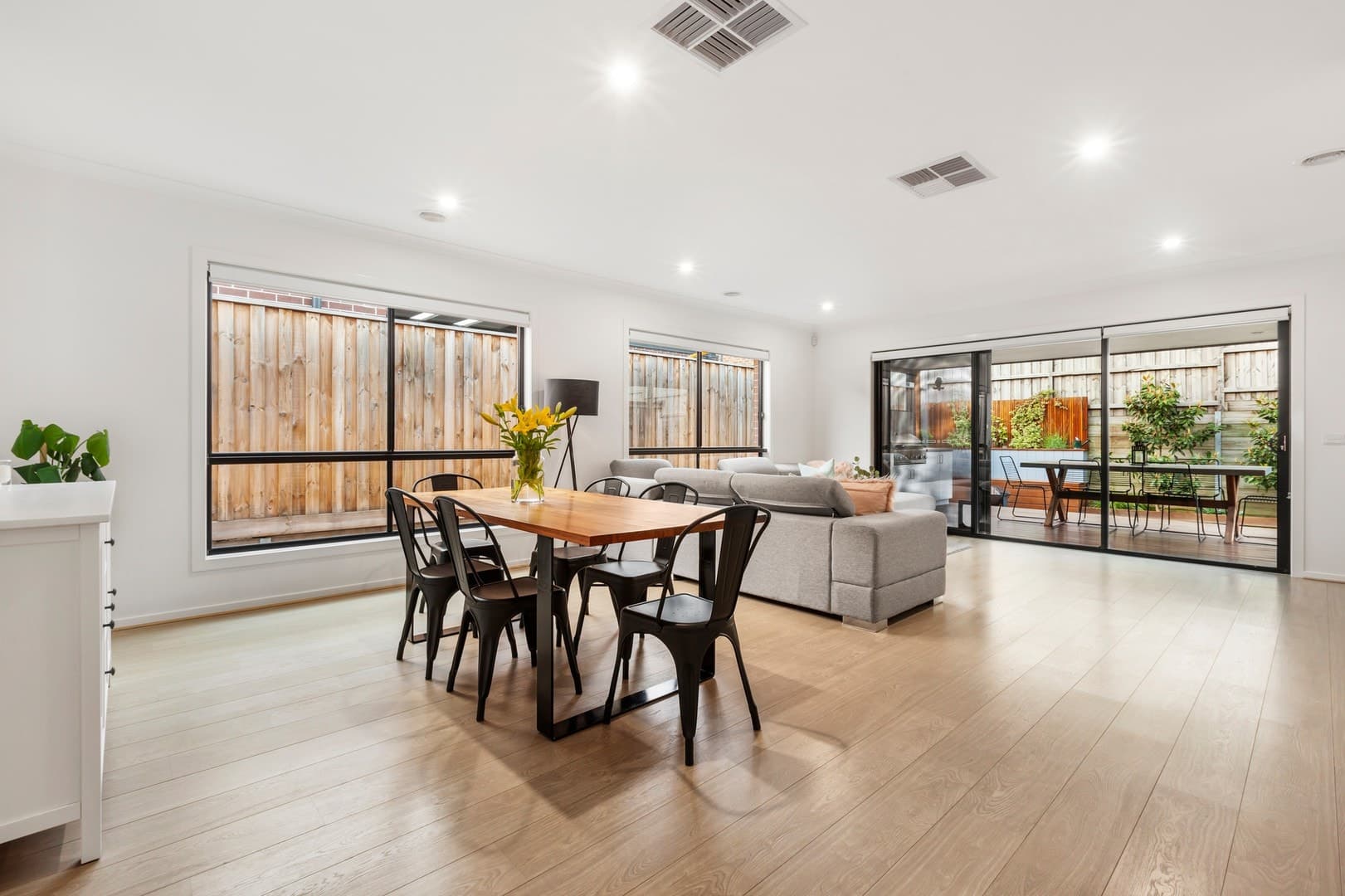99 Wallaroo  WayDoreen, VIC 3754, Doreen - Thumbnail 4