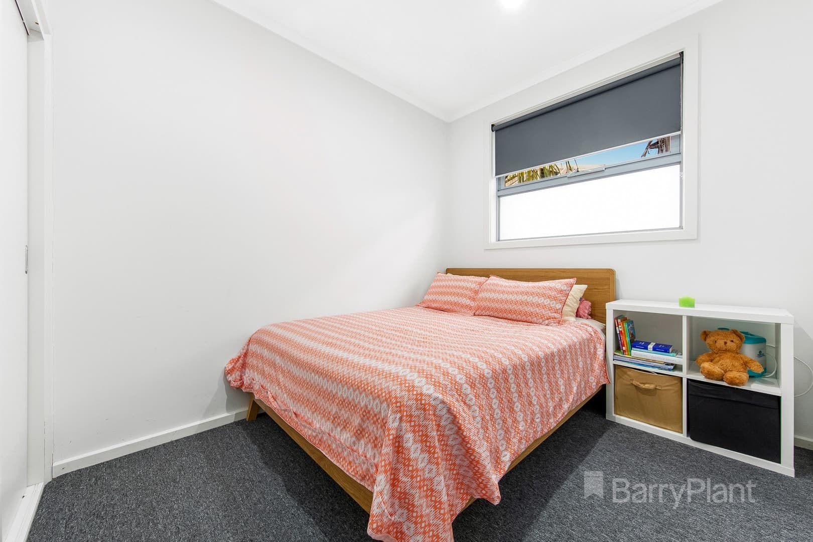 2/50 Douglas AvenueSt Albans, VIC 3021, St Albans - Thumbnail 6