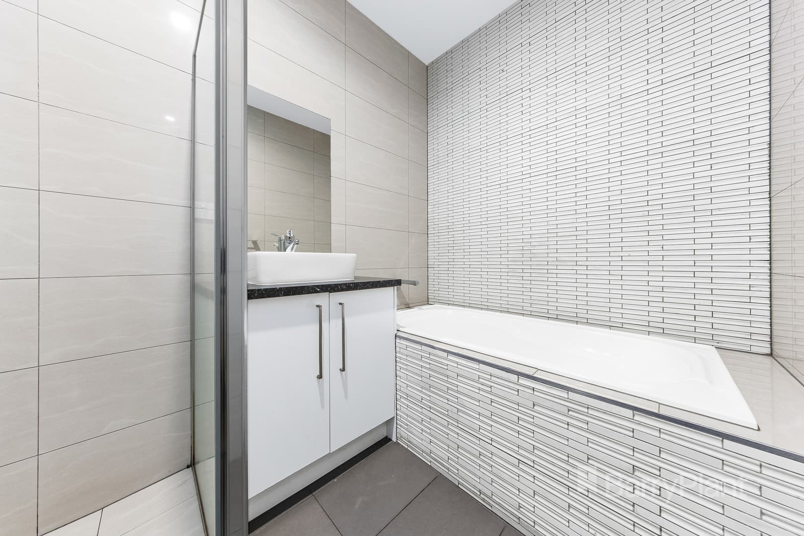 2/50 Douglas AvenueSt Albans, VIC 3021, St Albans - Thumbnail 8