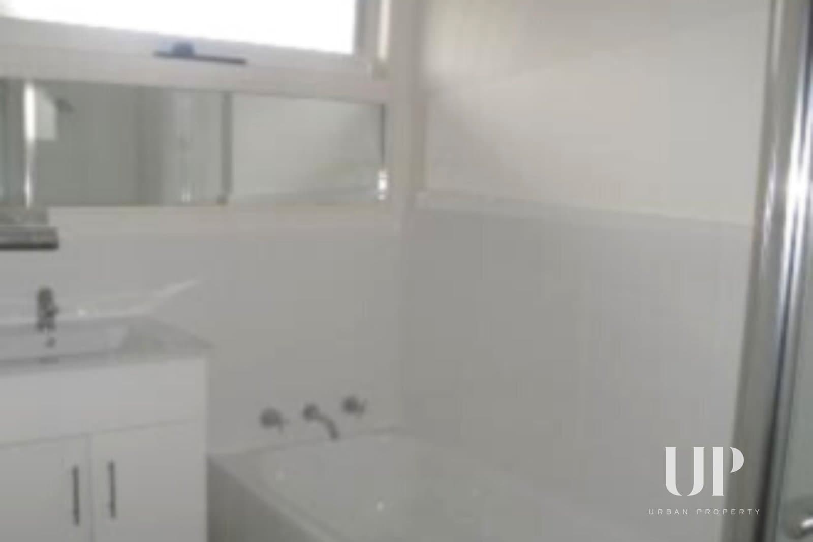 1/62 Barry Street, Reservoir VIC 3073, Reservoir - Thumbnail 6
