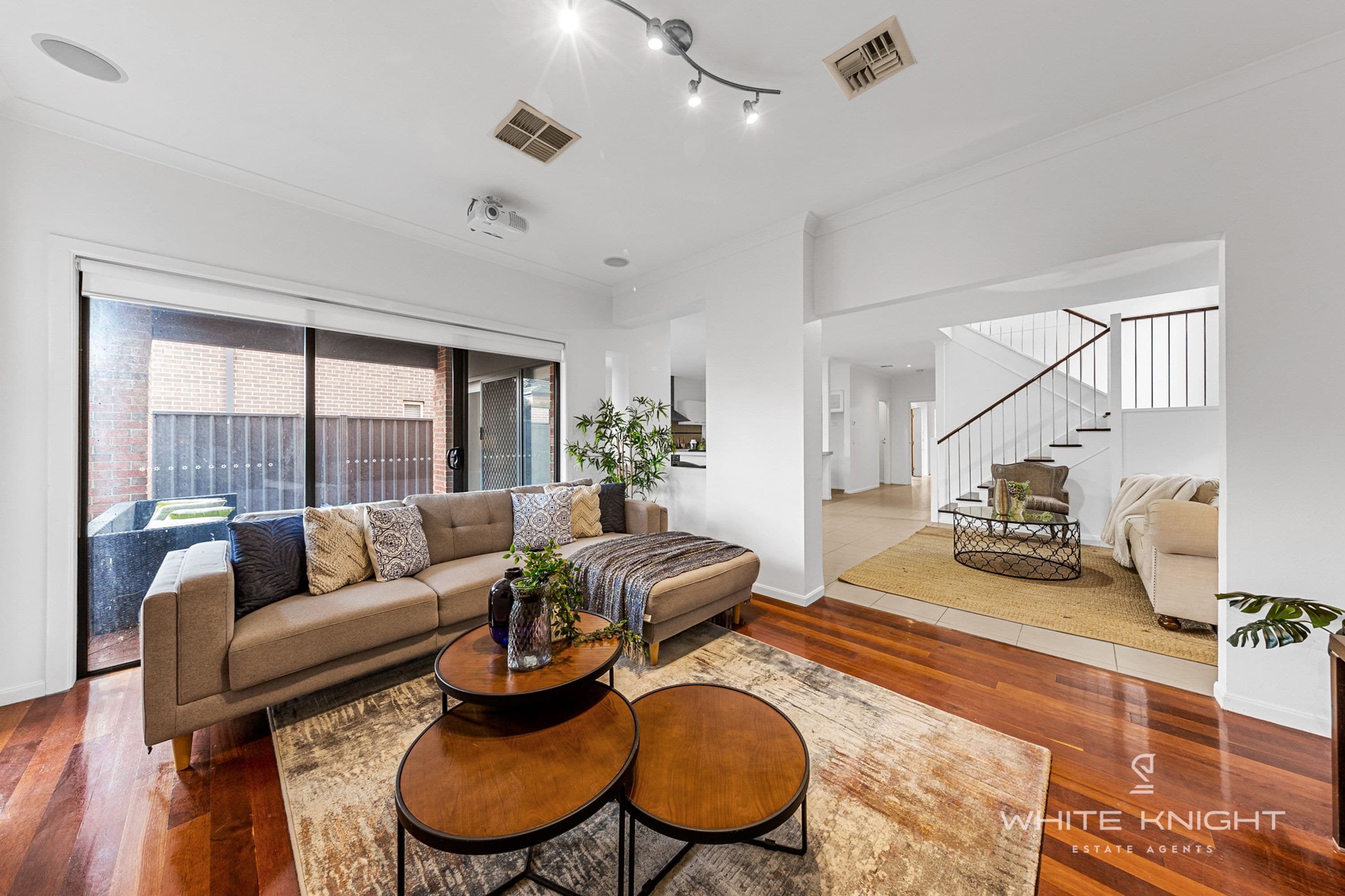 8 Errindura Place, Caroline Springs VIC 3023, Caroline Springs - Thumbnail 4