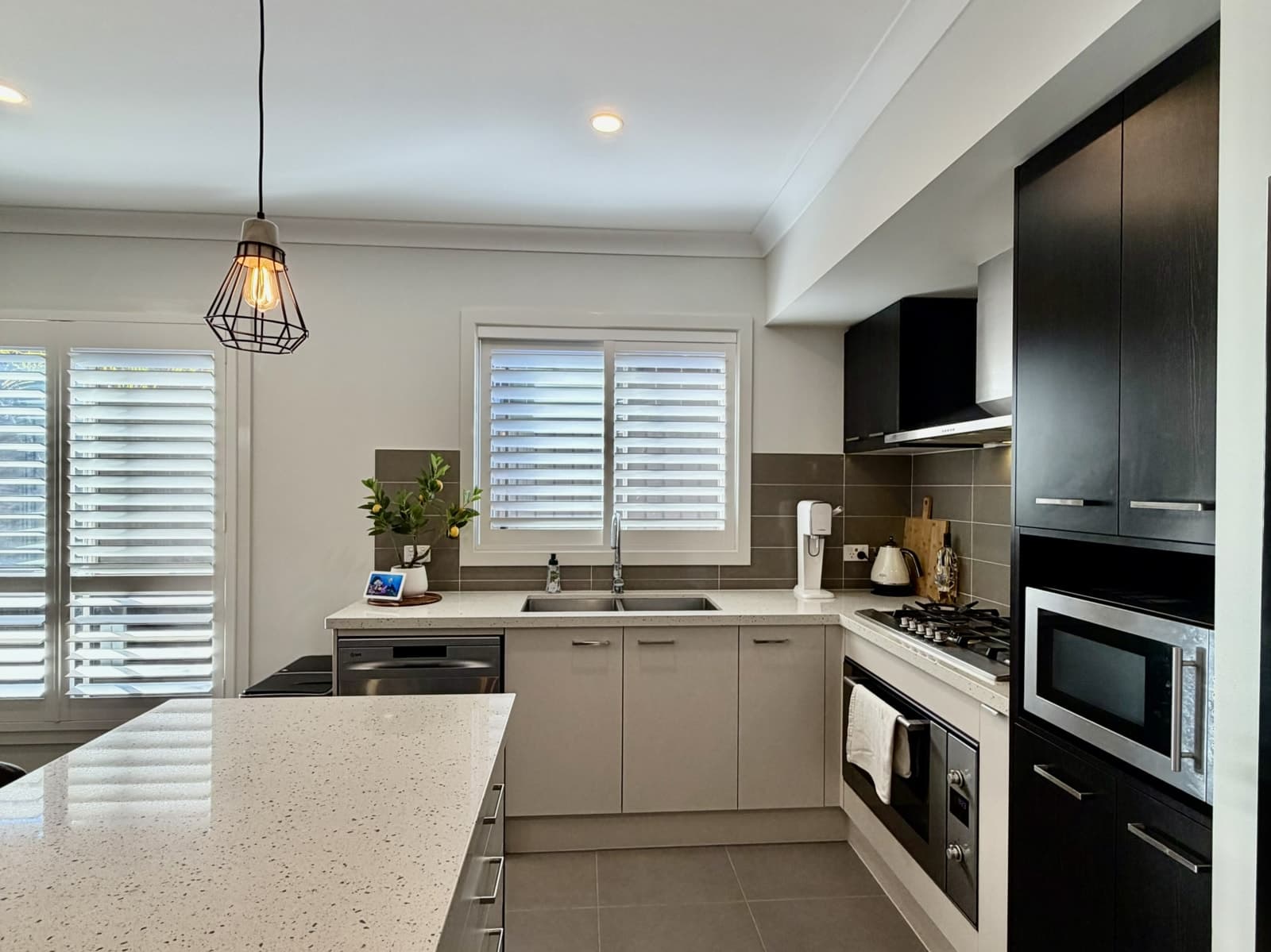14 Lieutenant Street, JORDAN SPRINGS, Jordan Springs - Thumbnail 2