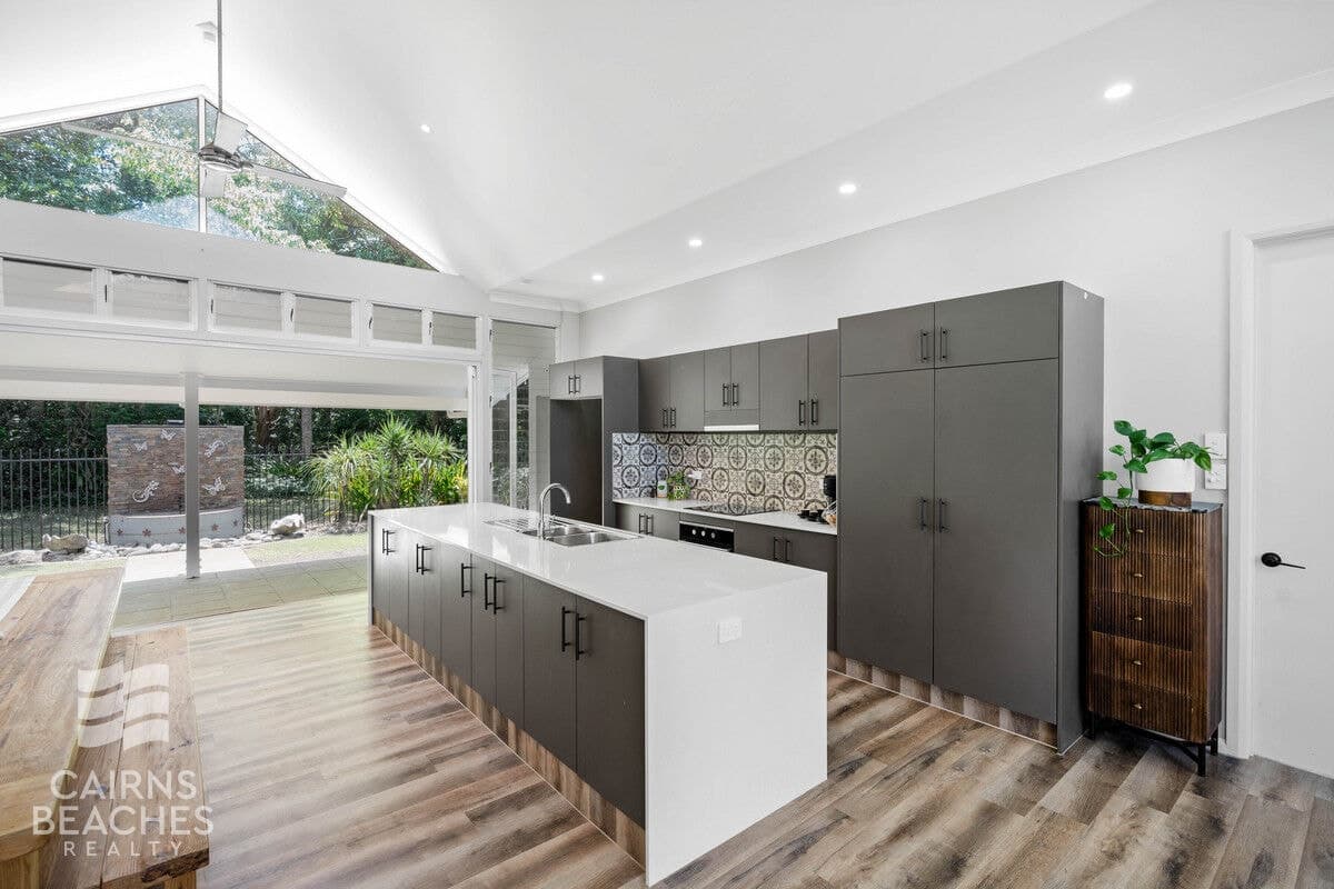 37 Stream Avenue, Kewarra Beach - Thumbnail 4