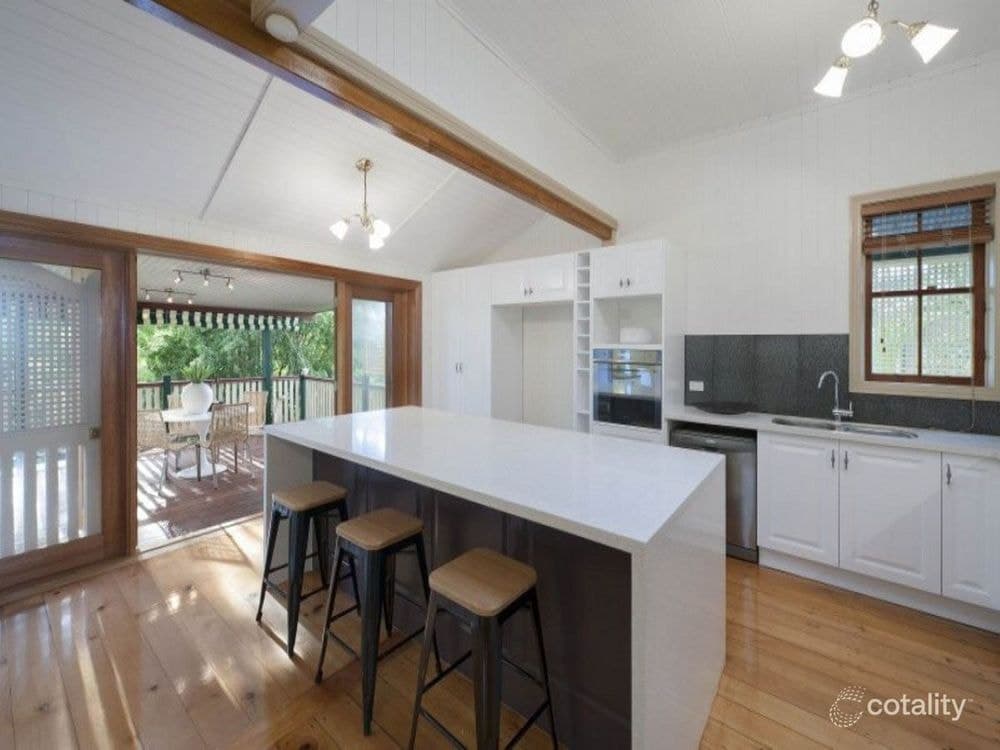 32 Accession Street, BARDON, QLD 4065, Bardon - Thumbnail 5