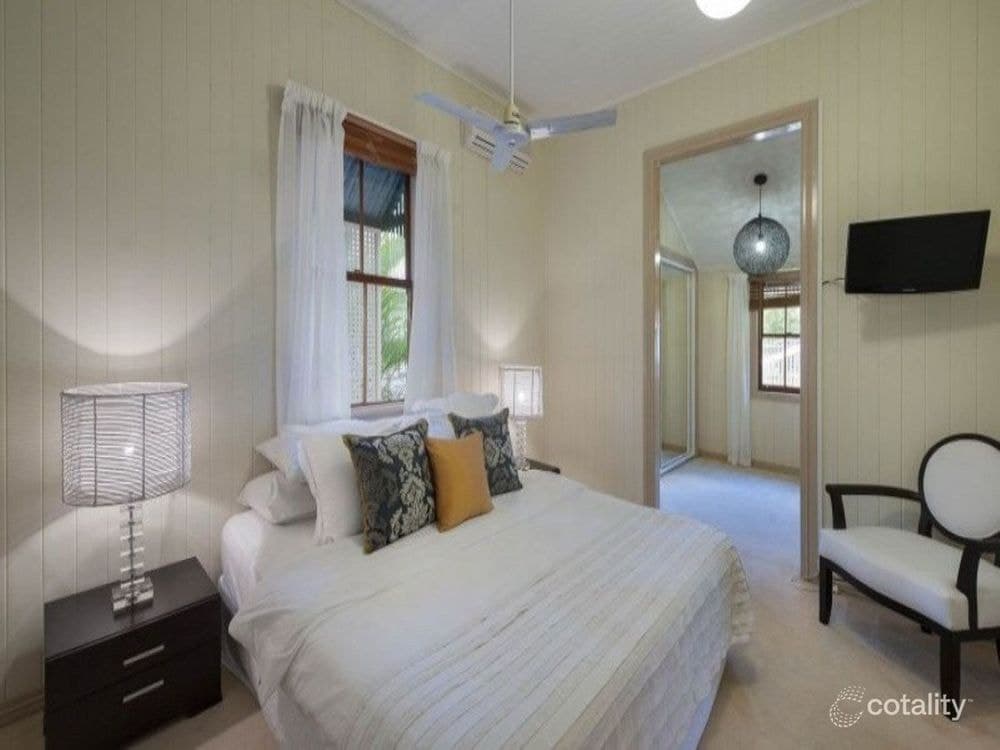 32 Accession Street, BARDON, QLD 4065, Bardon - Thumbnail 8