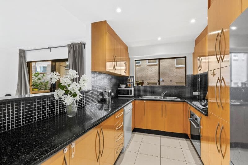 5/14-16 Liverpool Street, Rose Bay, Rose Bay - Thumbnail 3