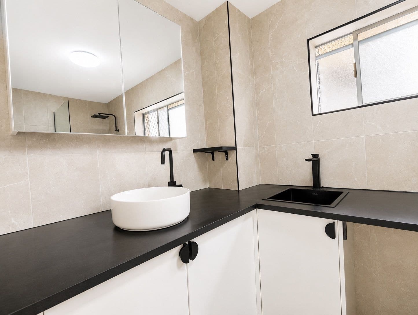 8/49 Railway Street, SOUTHPORT QLD 4215, Southport - Image 1