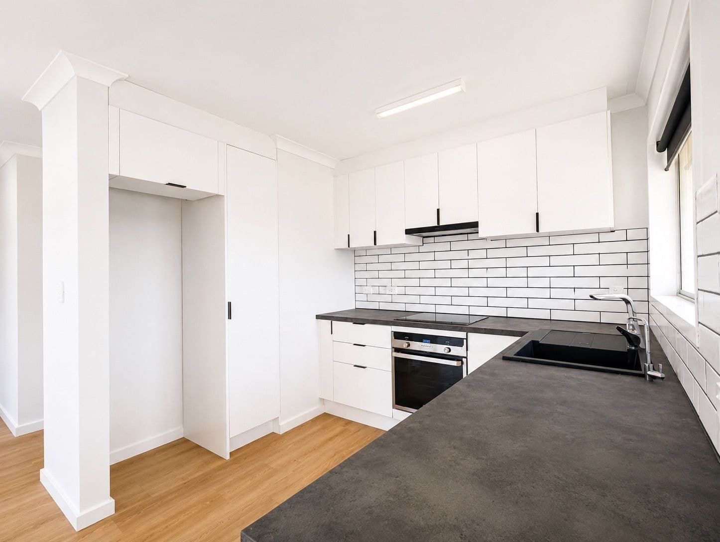 8/49 Railway Street, SOUTHPORT QLD 4215, Southport - Thumbnail 5